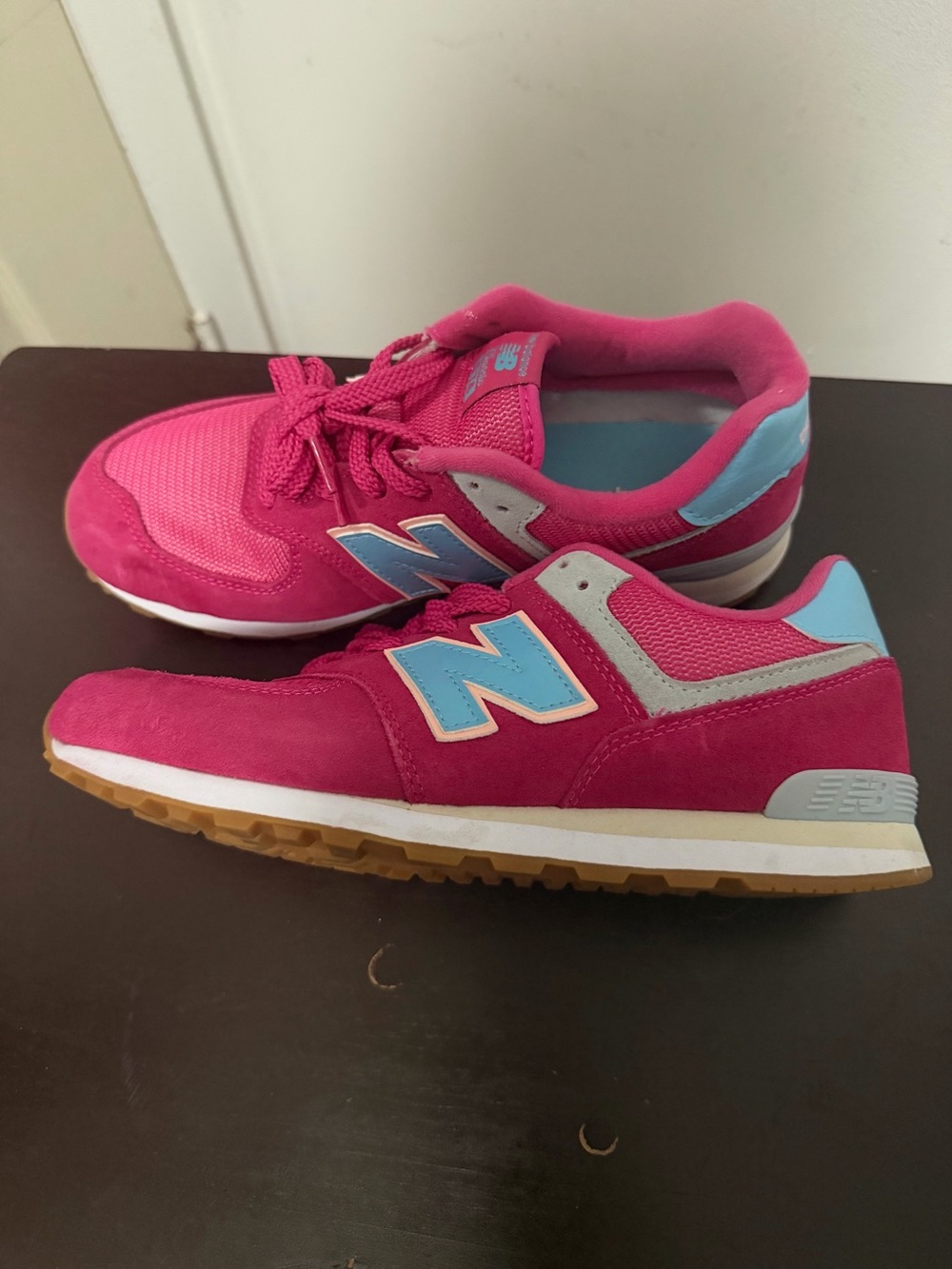 Grade School New Balance 574